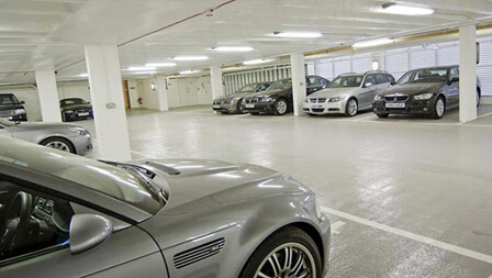 AMPLE CAR PARKING